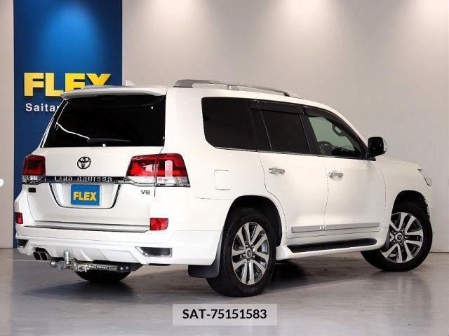 Toyota LAND CRUISER 2016-01 274695-1