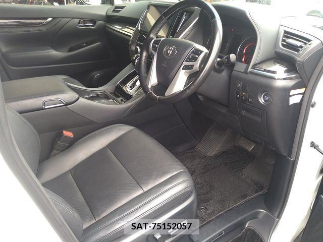 Toyota ALPHARD 2019-06 299489-1