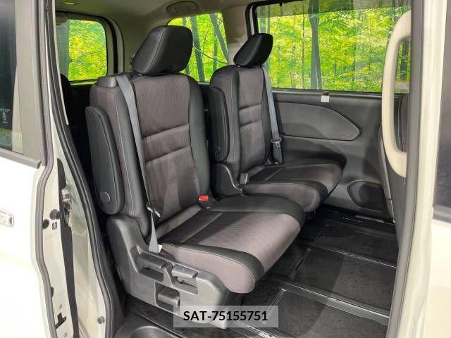 Nissan SERENA 2019-05 284234-9