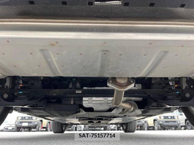 Mazda CX-30 2022-06 358500-10
