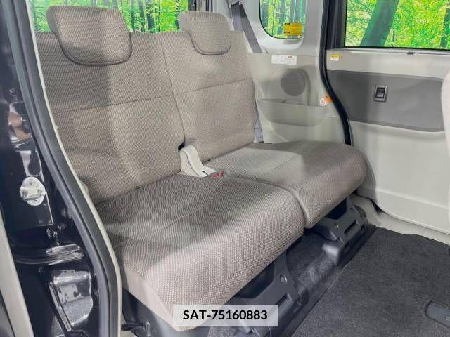Daihatsu TANTO 2017-07 335248-9