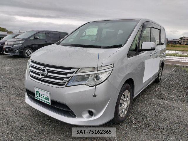 Nissan SERENA 2015-12 220611-17