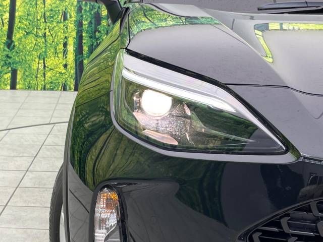Toyota YARIS CROSS 2023-07 196664-12