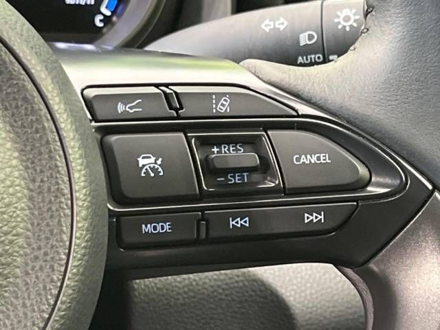 Toyota YARIS CROSS 2023-07 196664-5