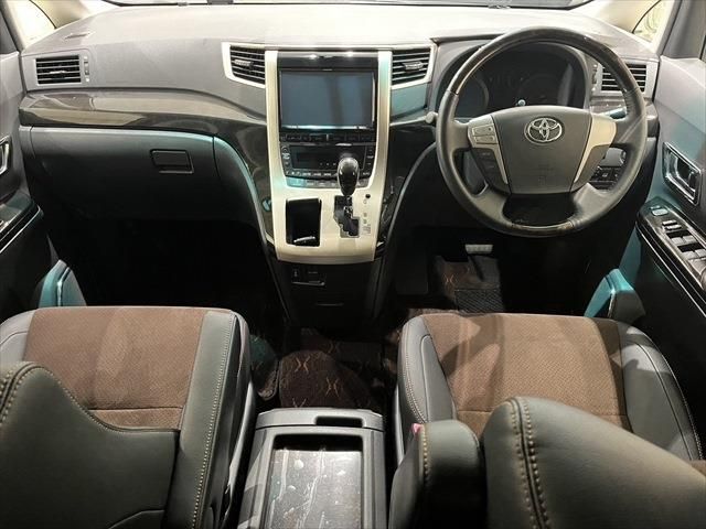 Toyota ALPHARD 2013-01 15738-18