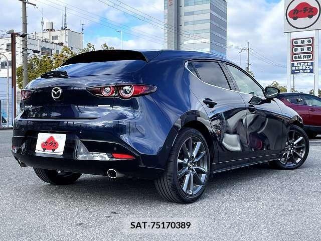 Mazda MAZDA3 2019-08 206799-2