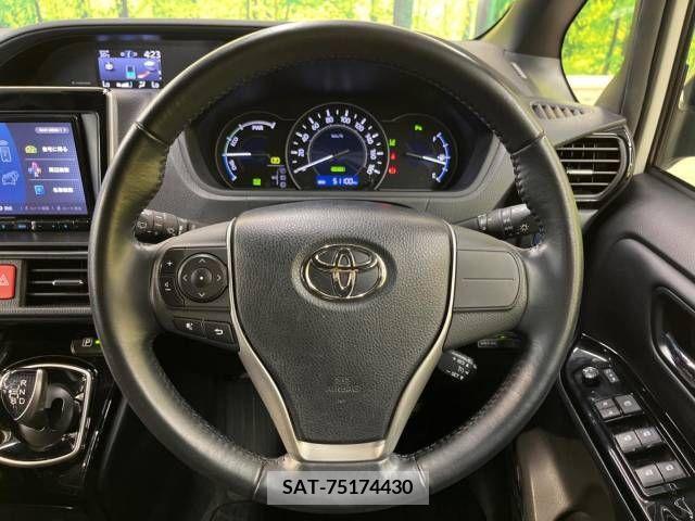Toyota NOAH HYBRID 2019-08 332158-12