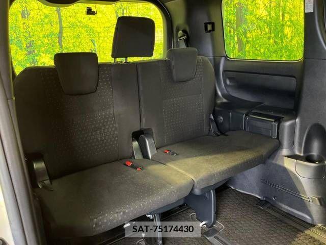 Toyota NOAH HYBRID 2019-08 332158-10
