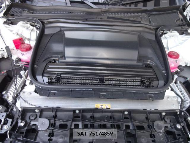 Mercedes Benz EQS 2023-01 208113-11
