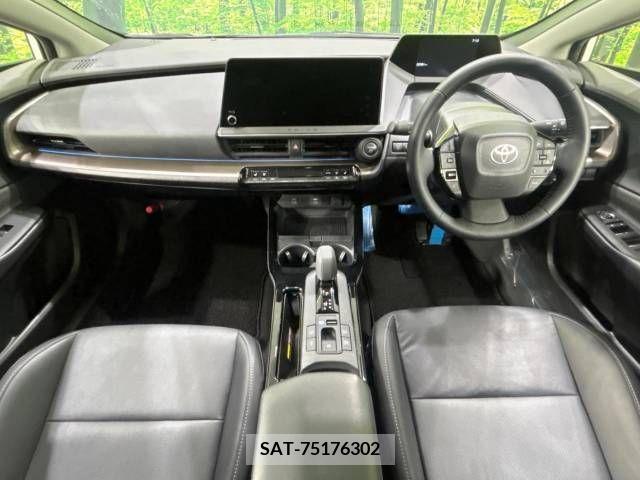 Toyota PRIUS PHV 2023-11 349622-1