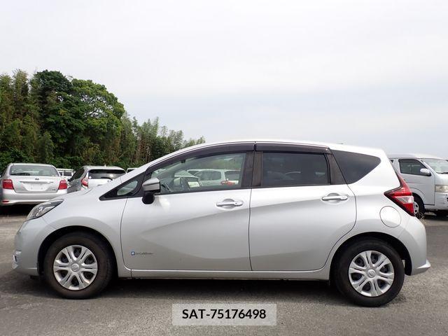 Nissan NOTE 2017-05 280089-6