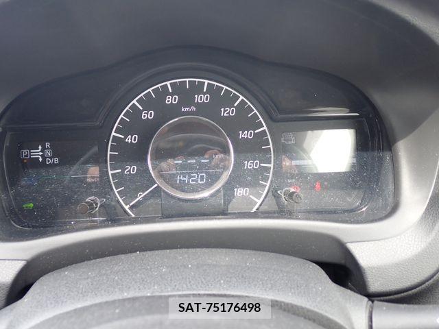 Nissan NOTE 2017-05 280089-8