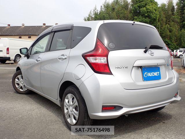Nissan NOTE 2017-05 280089-2