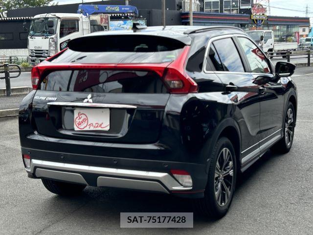Mitsubishi ECLIPSE CROSS 2018-03 359510-11