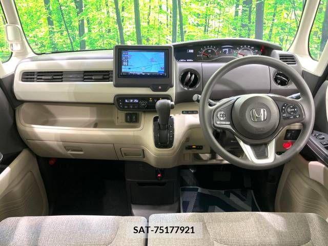 Honda N BOX 2019-03 364477-1
