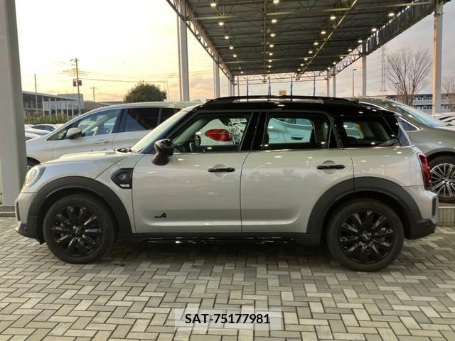 Bmw MINI 2023-04 213042-9