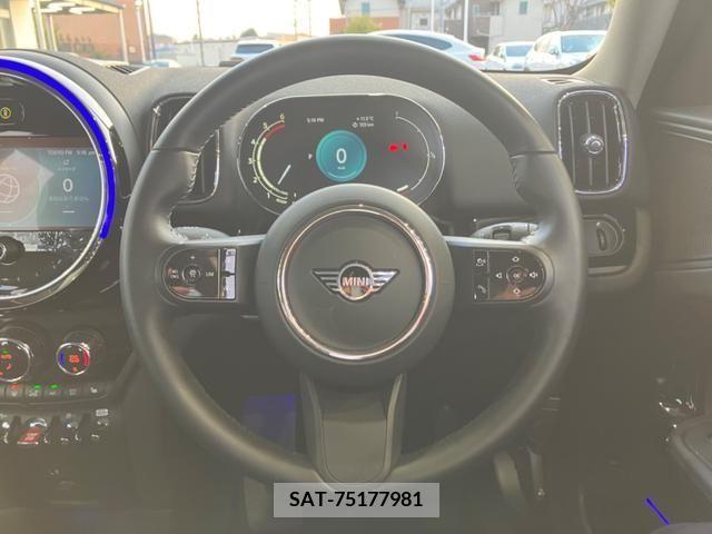 Bmw MINI 2023-04 213042-16