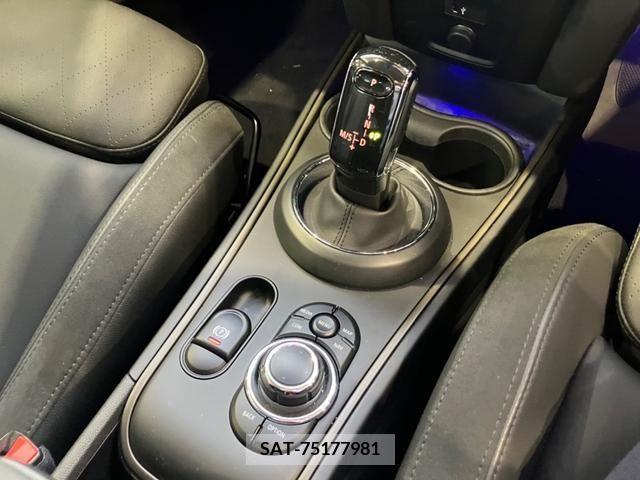 Bmw MINI 2023-04 213042-18