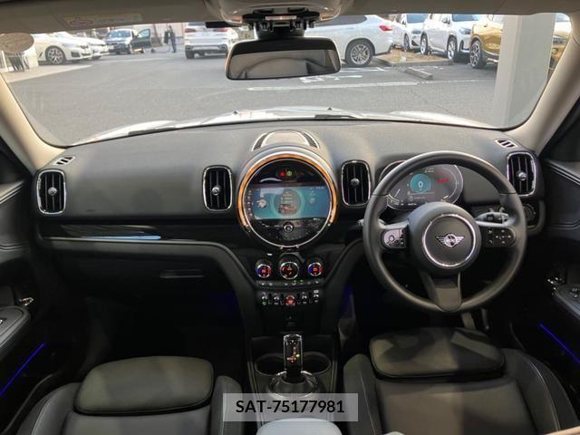 Bmw MINI 2023-04 213042-1