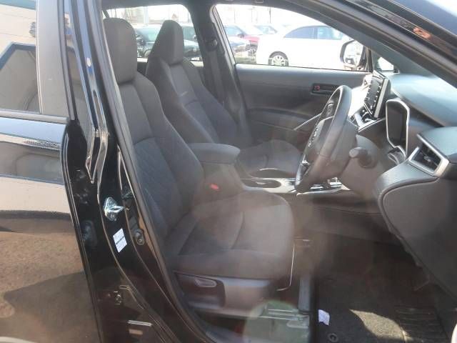 Toyota COROLLA CROSS 2023-05 13624-8