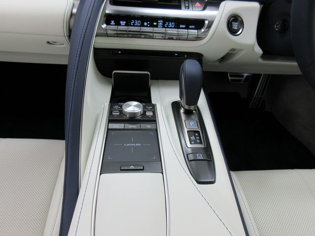 Lexus LC 2022-05 1758-18