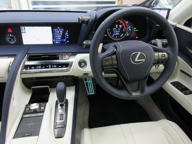 Lexus LC 2022-05 1758-15