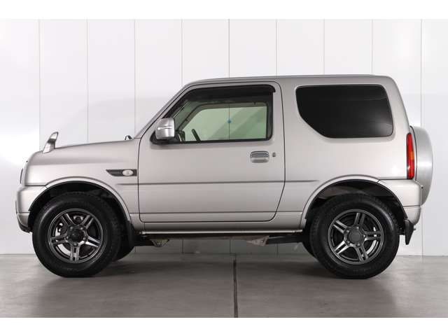 Suzuki JIMNY 2015-11 4686-2