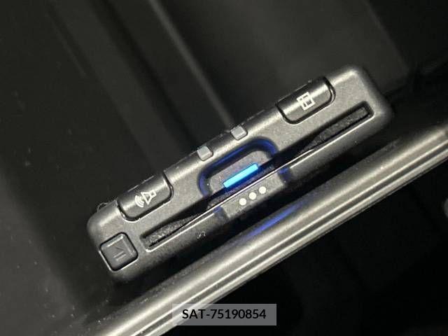 Suzuki HUSTLER 2020-02 377390-6