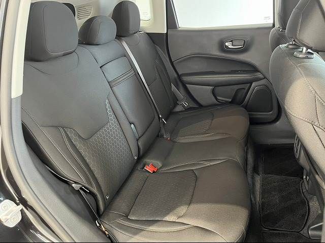 Jeep COMPASS 2018-04 10975-3