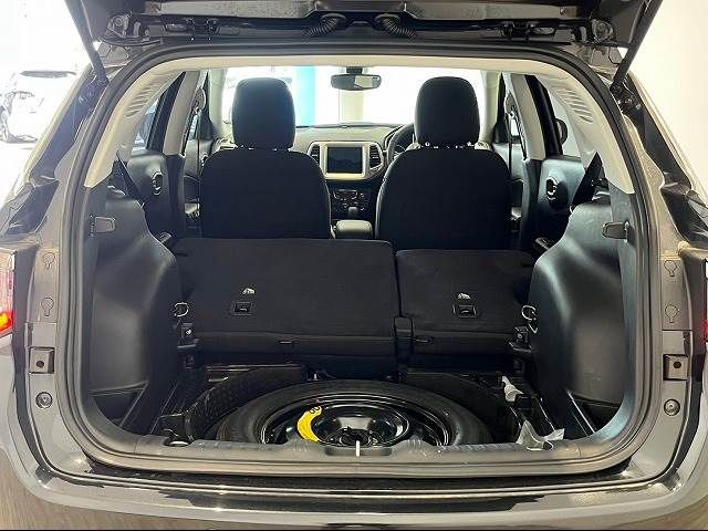 Jeep COMPASS 2018-04 10975-17