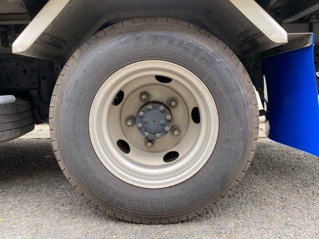 Isuzu ELF TRUCK 2012-07 12911-10