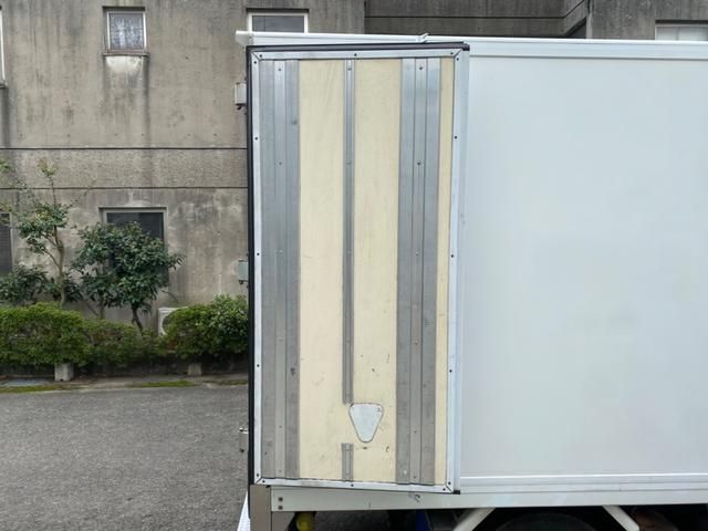 Isuzu ELF TRUCK 2012-07 12911-21