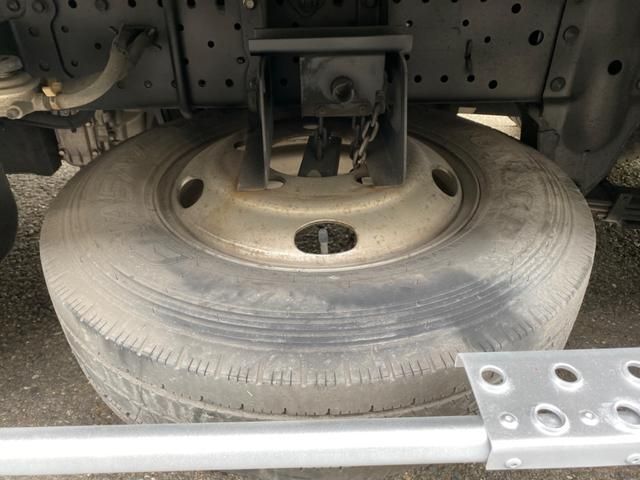 Isuzu ELF TRUCK 2012-07 12911-12