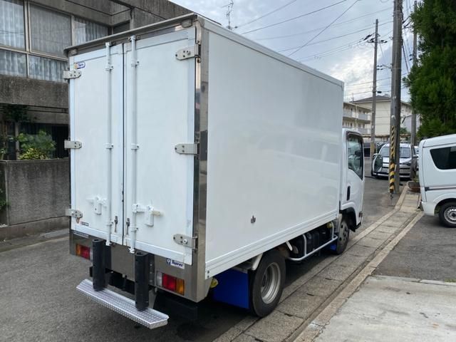 Isuzu ELF TRUCK 2012-07 12911-3