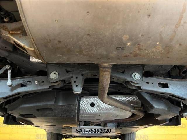 Toyota C-HR 2017-09 331255-19