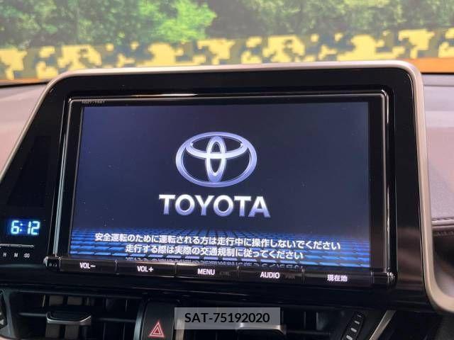 Toyota C-HR 2017-09 331255-2