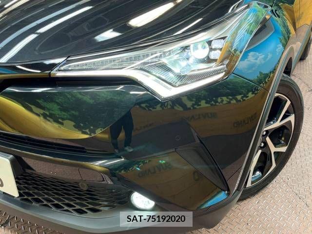 Toyota C-HR 2017-09 331255-12