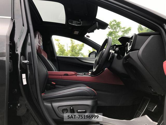 Lexus NX 2021-12 275778-9