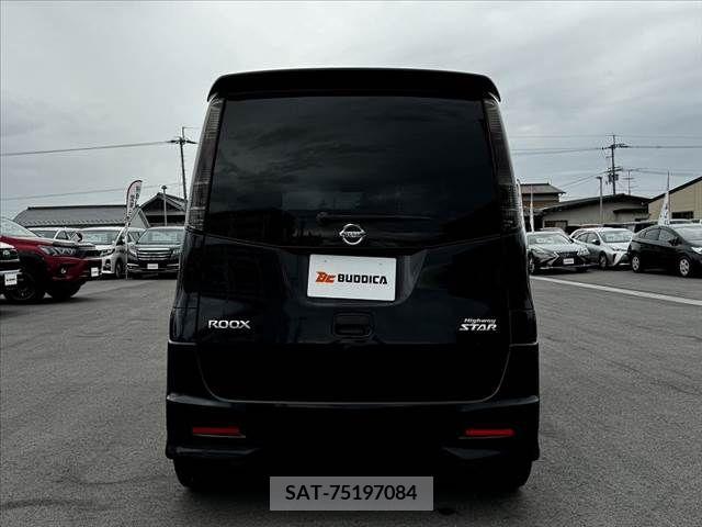Nissan ROOX 2011-07 276090-13