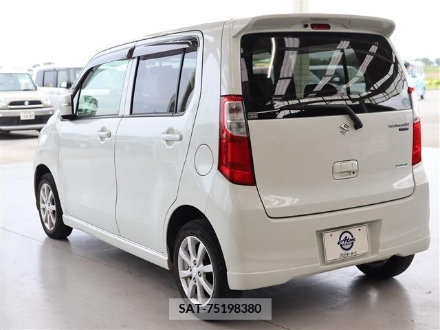 Suzuki WAGON R 2014-05 373659-20