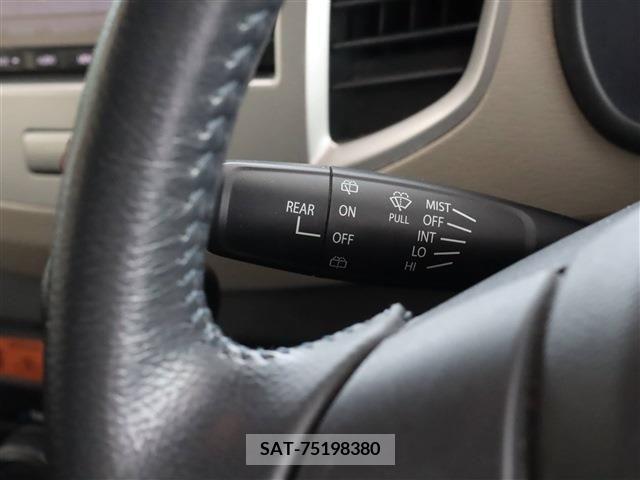 Suzuki WAGON R 2014-05 373659-24
