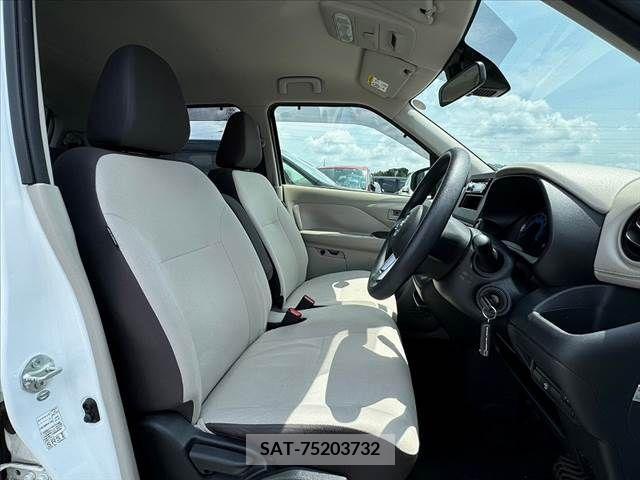 Nissan DAYZ 2019-06 353384-15