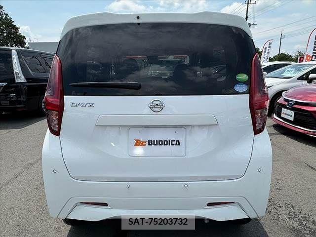 Nissan DAYZ 2019-06 353384-13