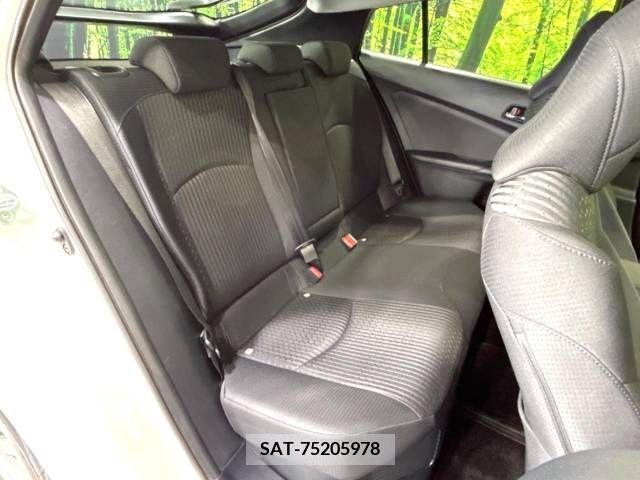 Toyota PRIUS 2017-03 281875-9