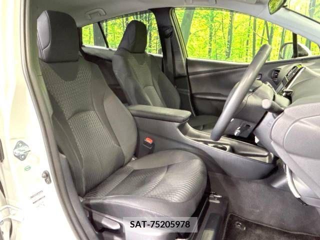 Toyota PRIUS 2017-03 281875-8