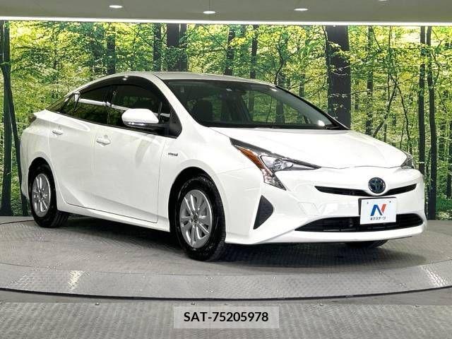 Toyota PRIUS 2017-03 281875-16