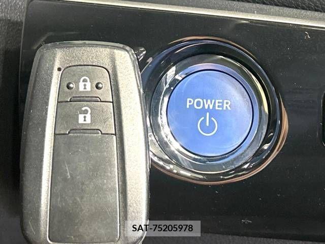 Toyota PRIUS 2017-03 281875-6