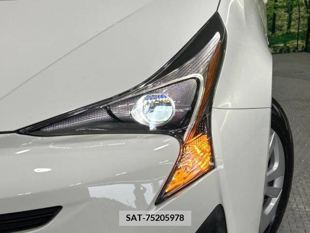 Toyota PRIUS 2017-03 281875-12