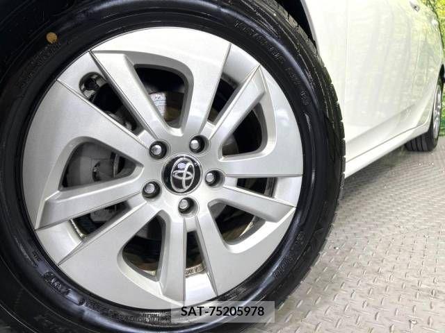 Toyota PRIUS 2017-03 281875-13