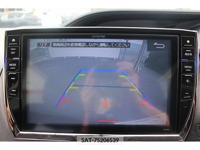 Toyota VOXY 2014-02 245792-3